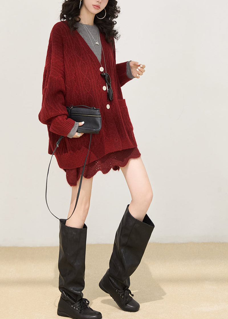 Well Tailored Cardigan with a Graceful Silhouette