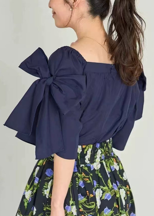 Classic Vintage Shirt with a Flattering Fit