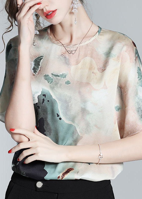 A Vintage Style Shirt with Delicate Timeless Details