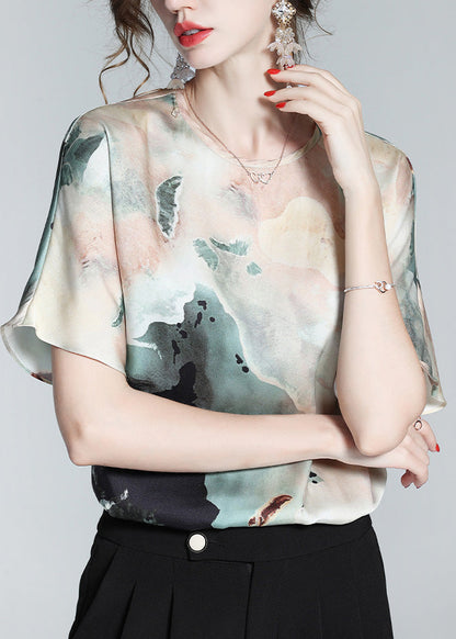 A Vintage Style Shirt with Delicate Timeless Details