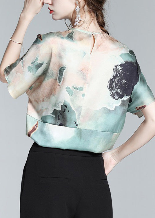 A Vintage Style Shirt with Delicate Timeless Details