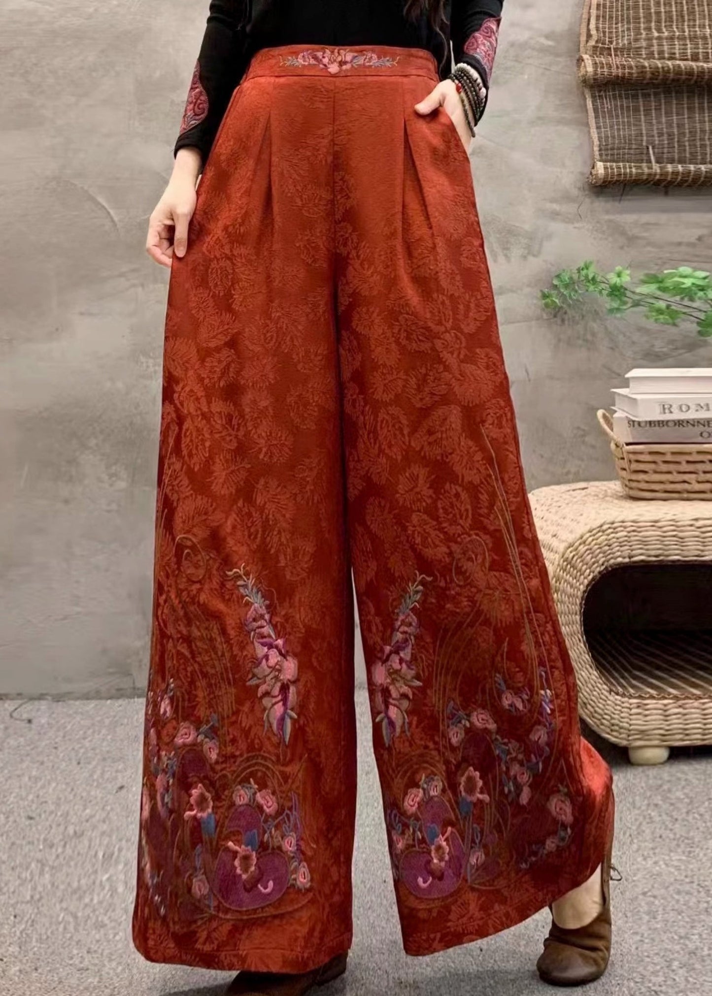 Beautifully Finished Trousers in a Timeless Design