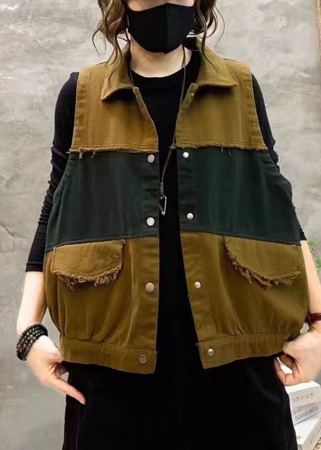Elegantly Styled Coat for Everyday Wear
