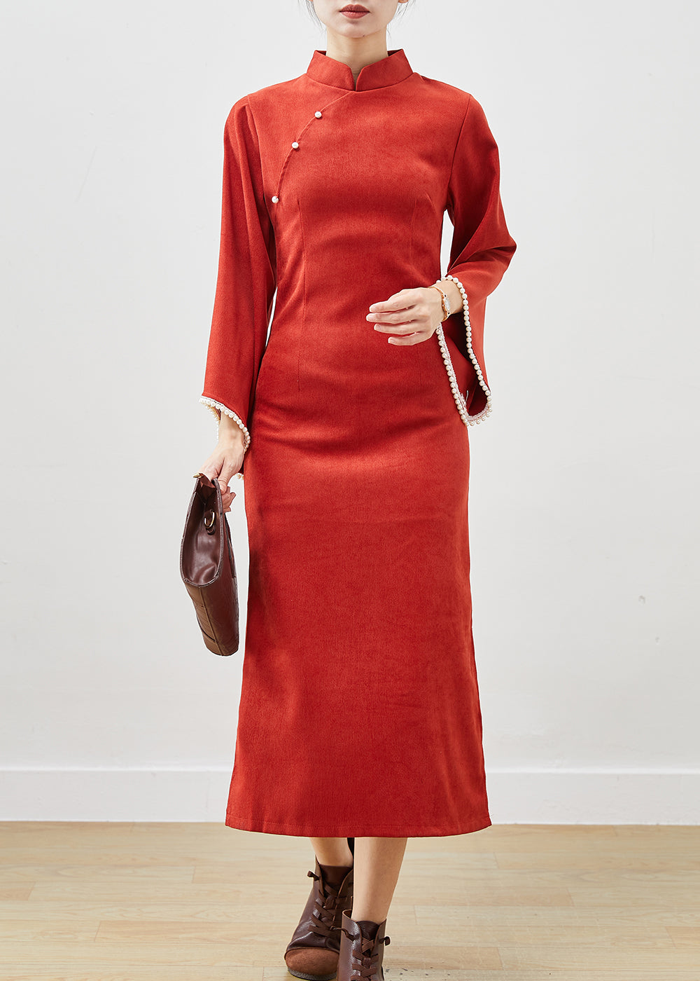 Gracefully Styled Dress for Any Occasion