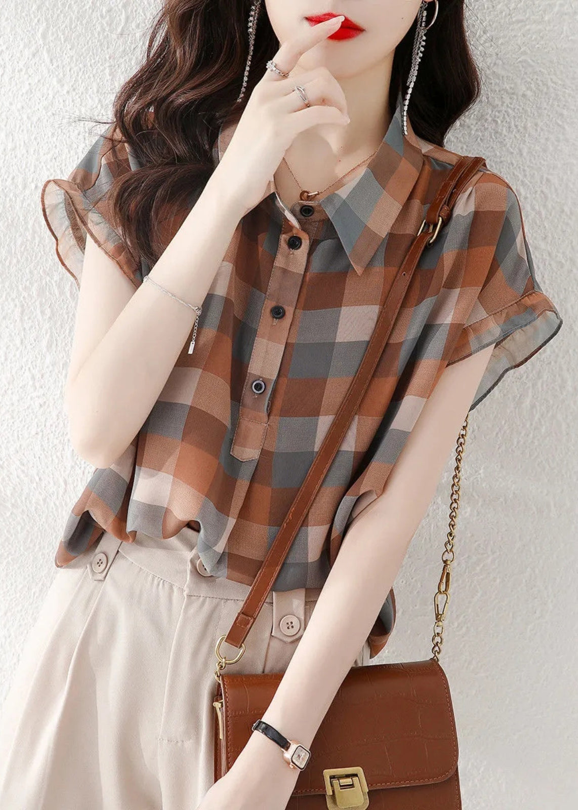Gracefully Styled Shirt for Any Occasion