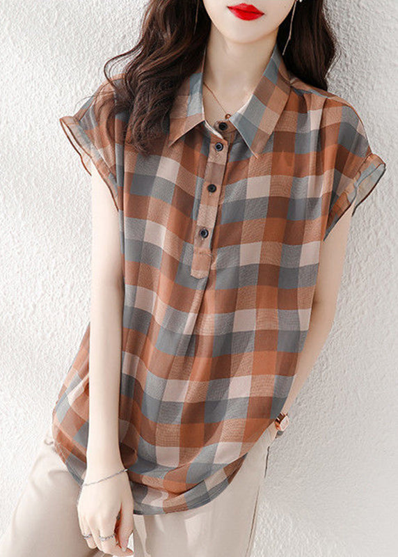 Classic Vintage Shirt with a Flattering Fit