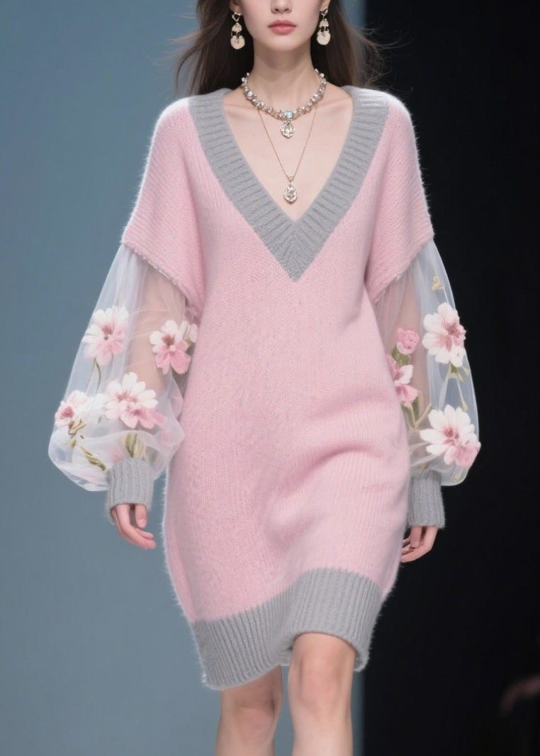 Classic Vintage Sweater with a Flattering Fit