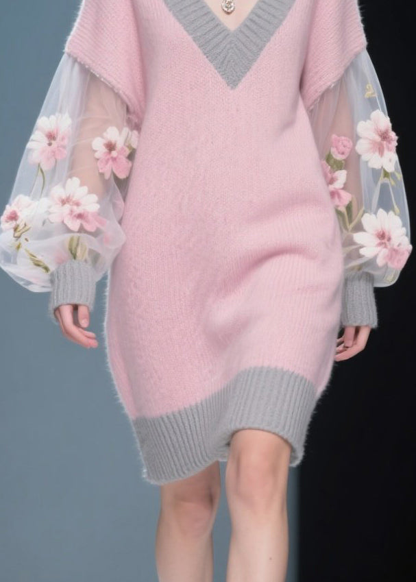 Well Tailored Sweater with a Graceful Silhouette