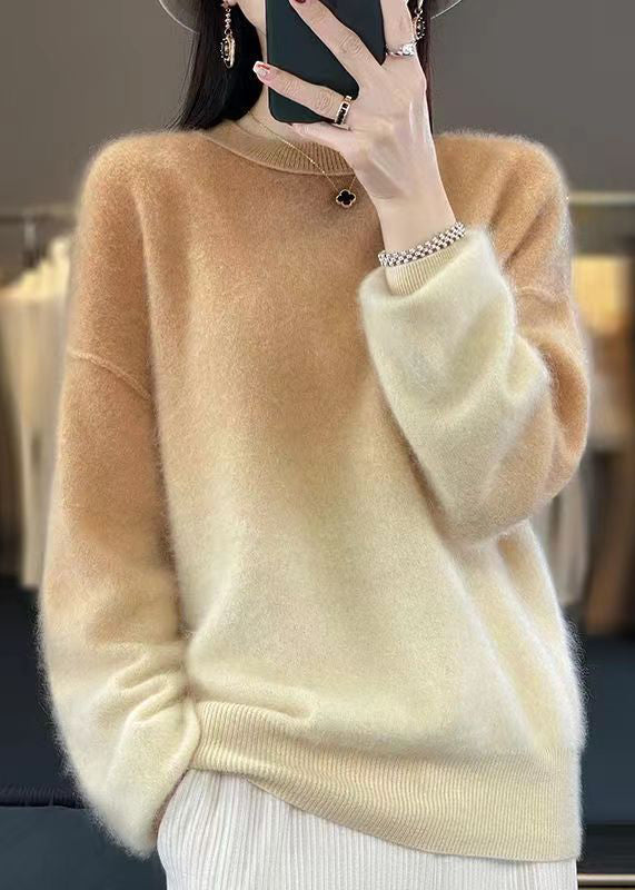 Classic Vintage Sweater with a Flattering Fit