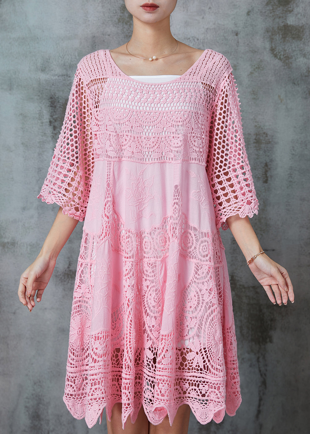 Beautifully Finished Dress in a Timeless Design