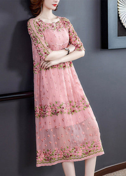 Classic Vintage Dress with a Flattering Fit