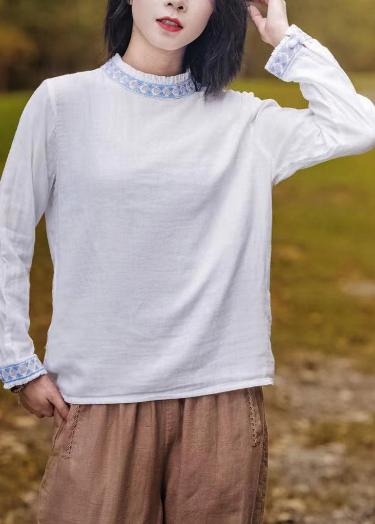 Effortlessly Elegant Shirt with a Timeless Design