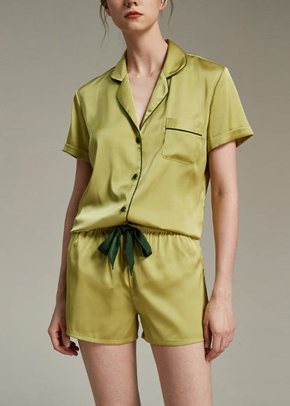 Sophisticated Garment with a Clean Classic Look