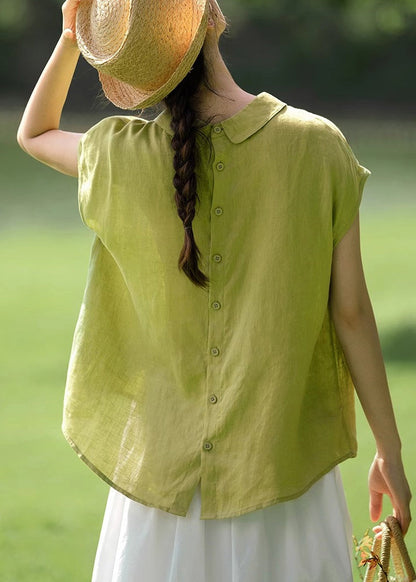 Classic Vintage Shirt with a Flattering Fit