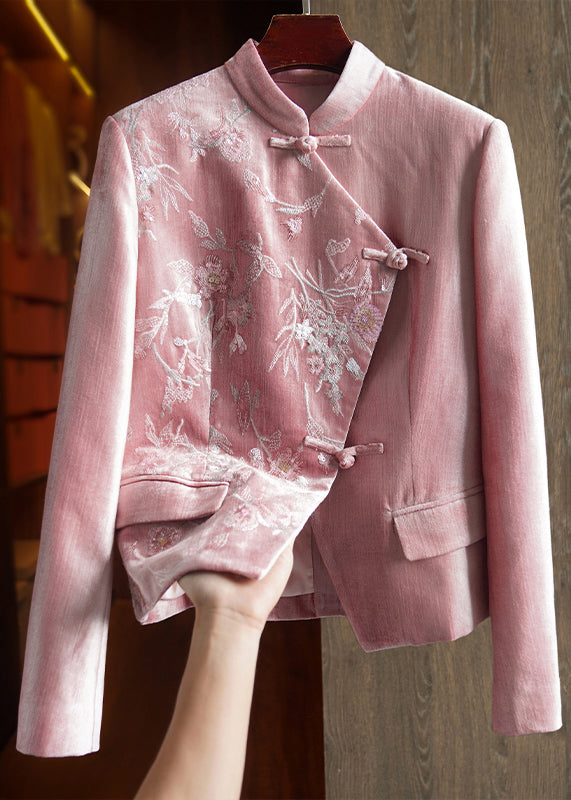 Classic Vintage & Enduringly Stylish Coat