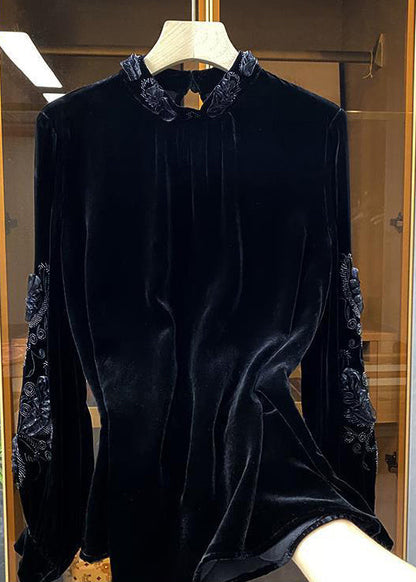 Polished Top with an Effortless Classic Look