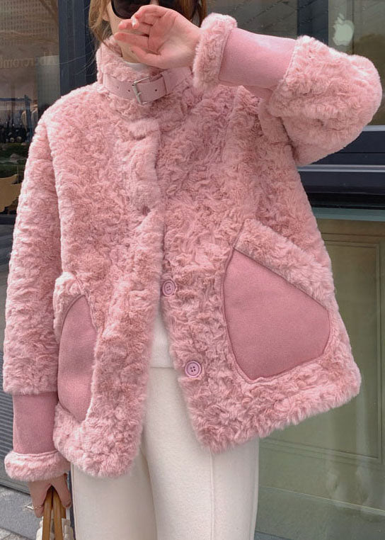 Effortlessly Elegant Coat with a Timeless Design