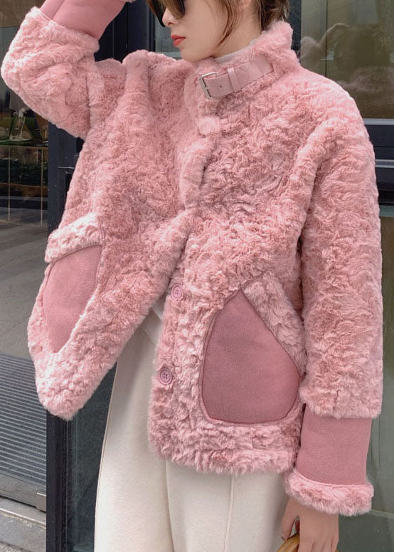 Effortlessly Elegant Coat with a Timeless Design