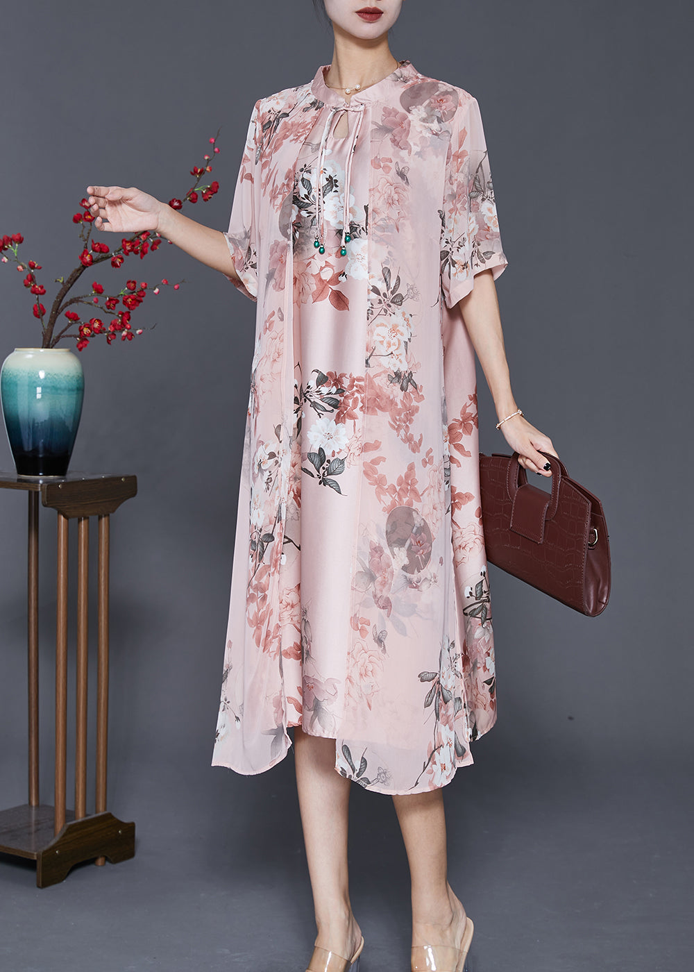 Classic Vintage Dress with a Flattering Fit