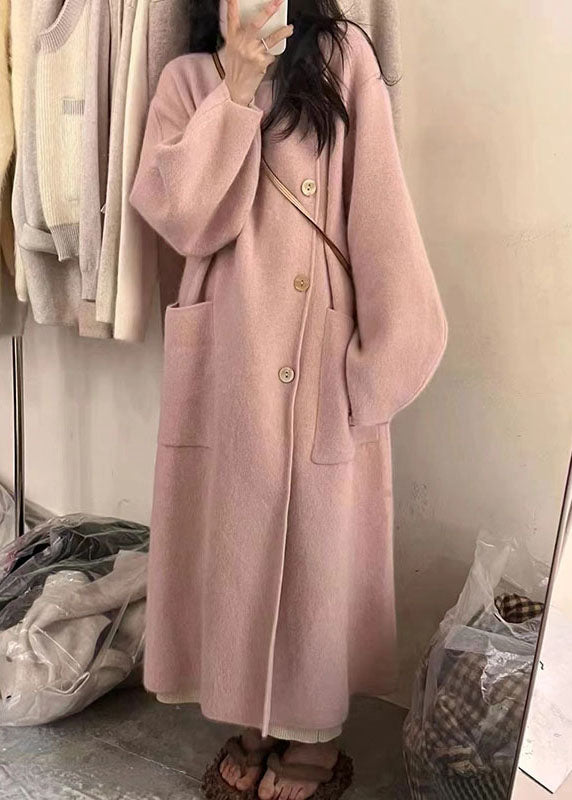Effortlessly Elegant Coat with a Timeless Design