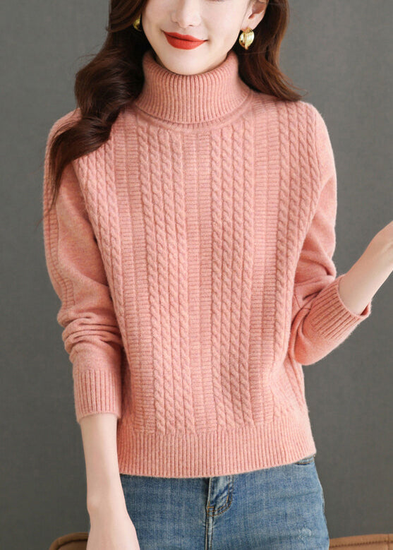 Classic Vintage Sweater with a Flattering Fit