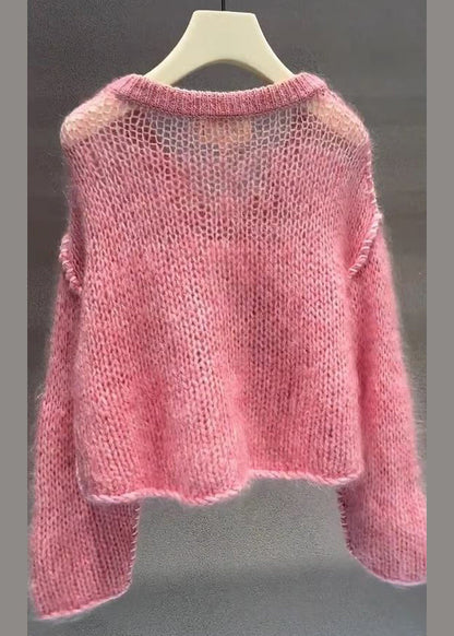 Classic Vintage Sweater with a Flattering Fit