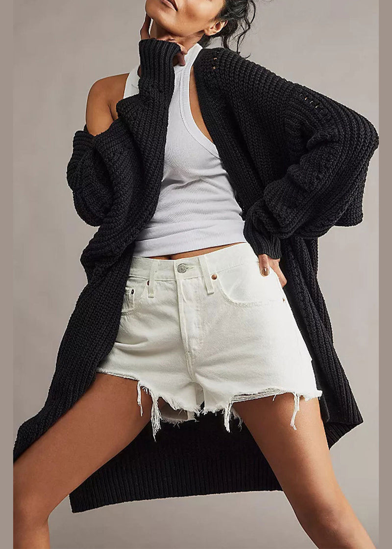 Effortlessly Elegant Cardigan with a Timeless Design