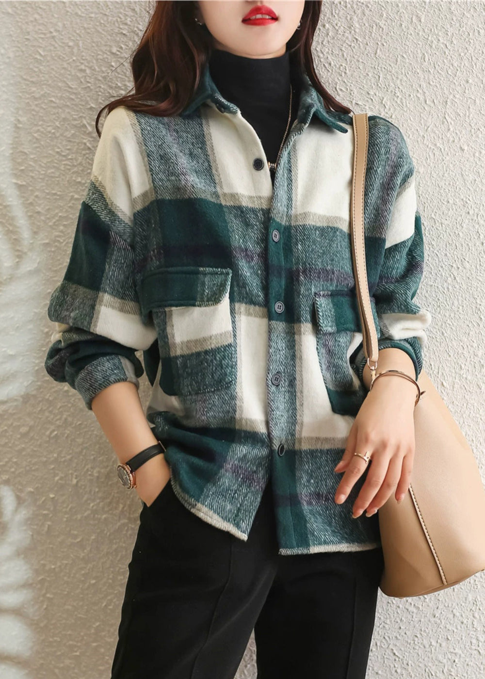 Elegantly Styled Shirt for Everyday Wear
