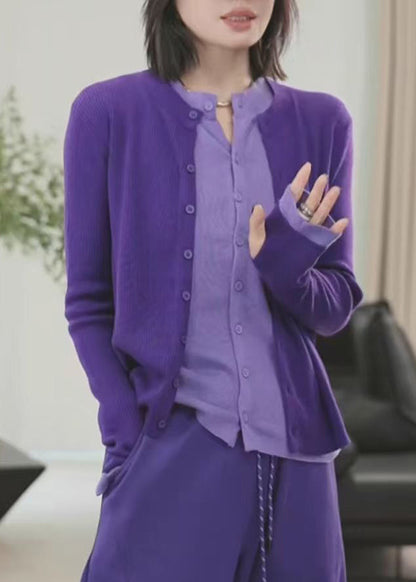 Effortlessly Elegant Sweater with a Timeless Design