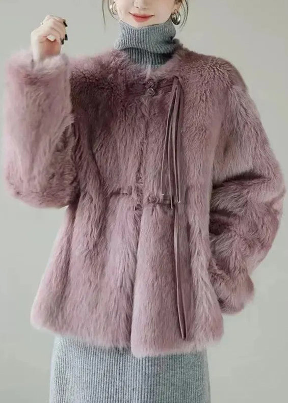 Gracefully Styled Coat for Any Occasion
