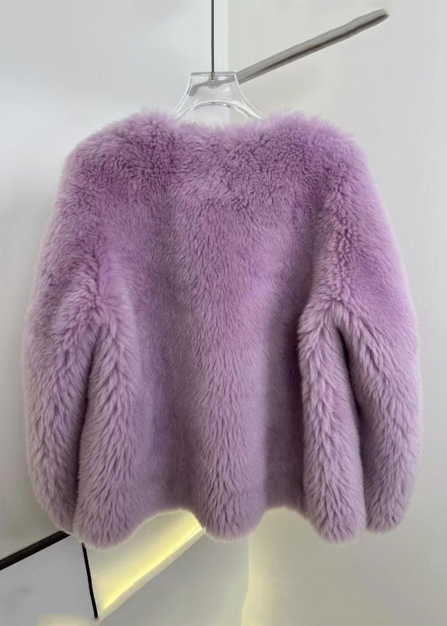 Gracefully Styled Coat for Any Occasion