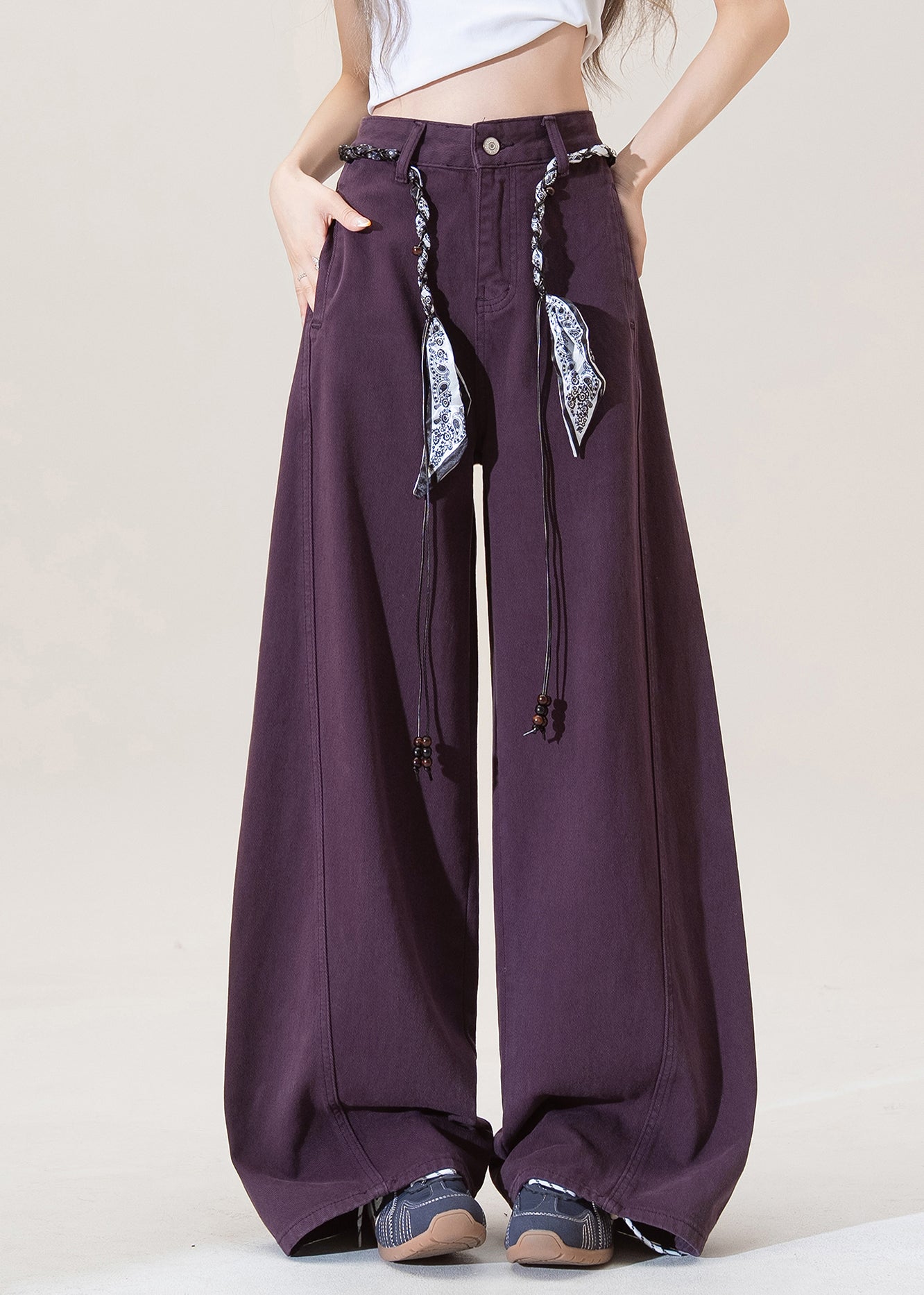Classic Vintage Pants with a Flattering Fit