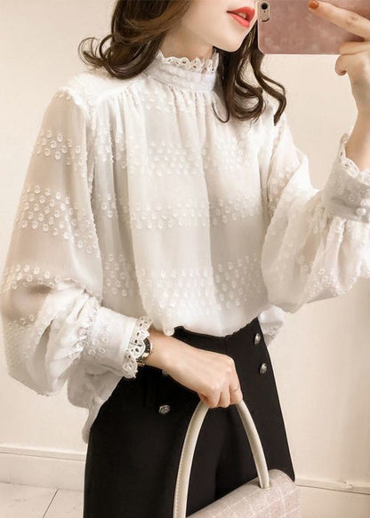 Polished Top with an Effortless Classic Look