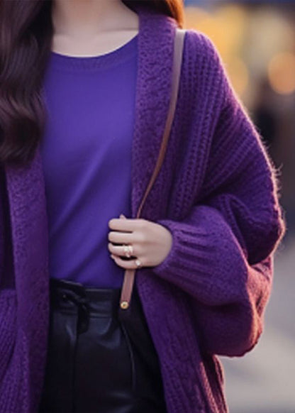 Well Tailored Cardigan with a Graceful Silhouette