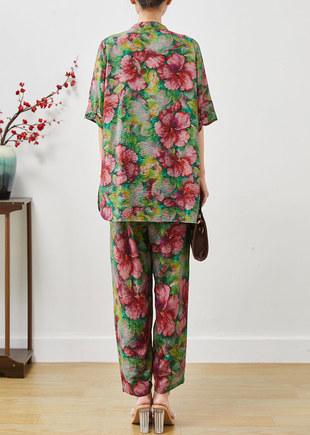 Beautifully Finished Garment in a Timeless Design