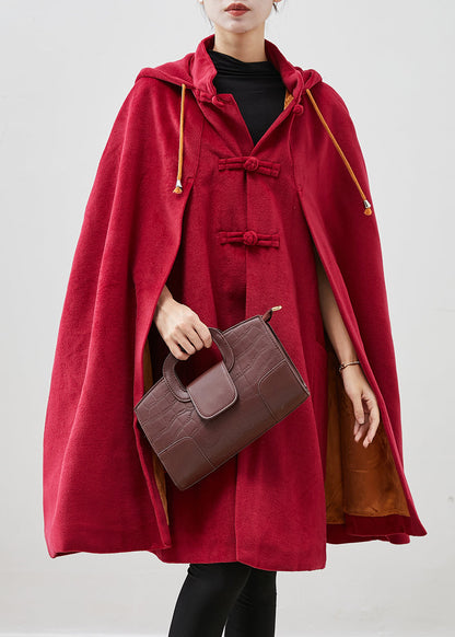 Well Tailored Coat with a Graceful Silhouette