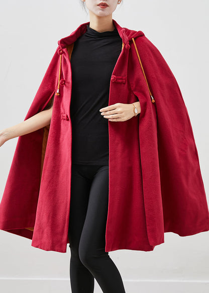 Well Tailored Coat with a Graceful Silhouette