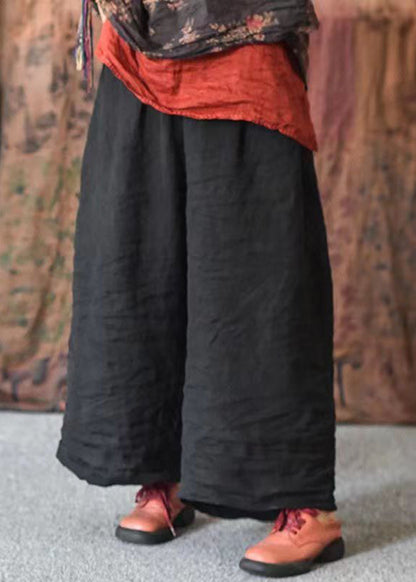 Effortlessly Elegant Pants with a Timeless Design