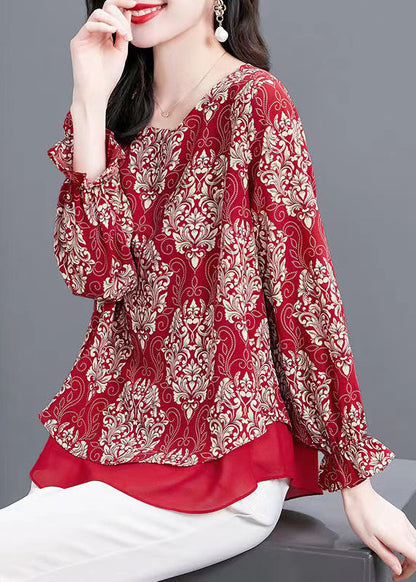 Classic Vintage Blouse with a Flattering Fit