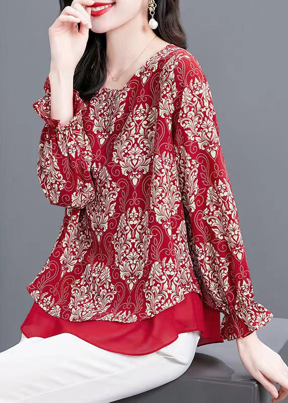 Classic Vintage Blouse with a Flattering Fit