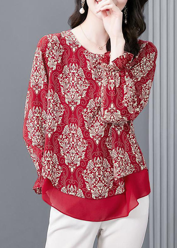 Classic Vintage Blouse with a Flattering Fit