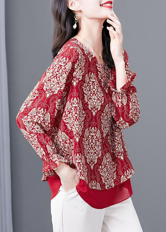 Classic Vintage Blouse with a Flattering Fit