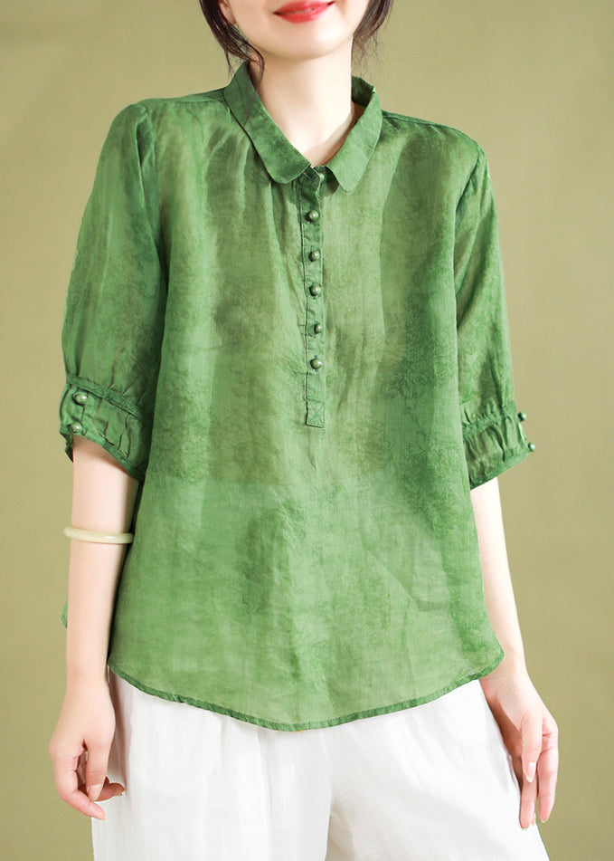 Effortlessly Elegant Shirt with a Timeless Design