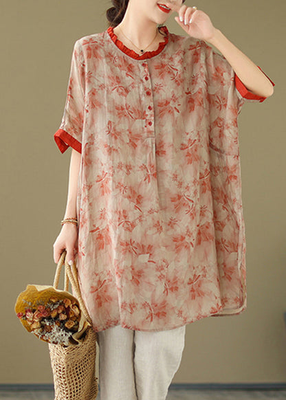 Effortlessly Elegant Top with a Timeless Design