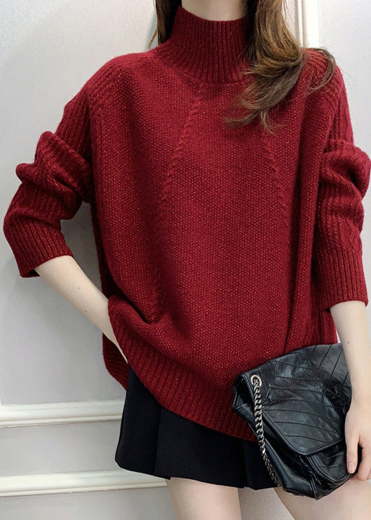 Well Tailored Sweater with a Graceful Silhouette