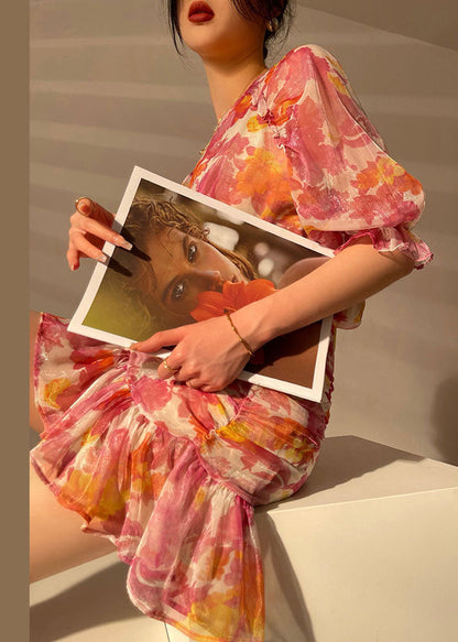 Beautifully Finished Top in a Timeless Design