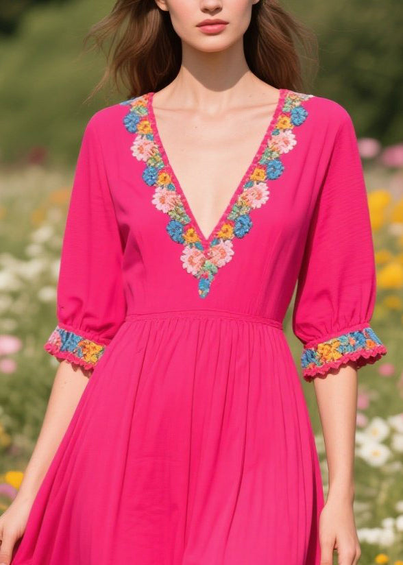 Beautifully Finished Dress in a Timeless Design
