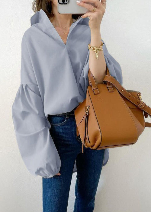 Classic Vintage Shirt with a Flattering Fit