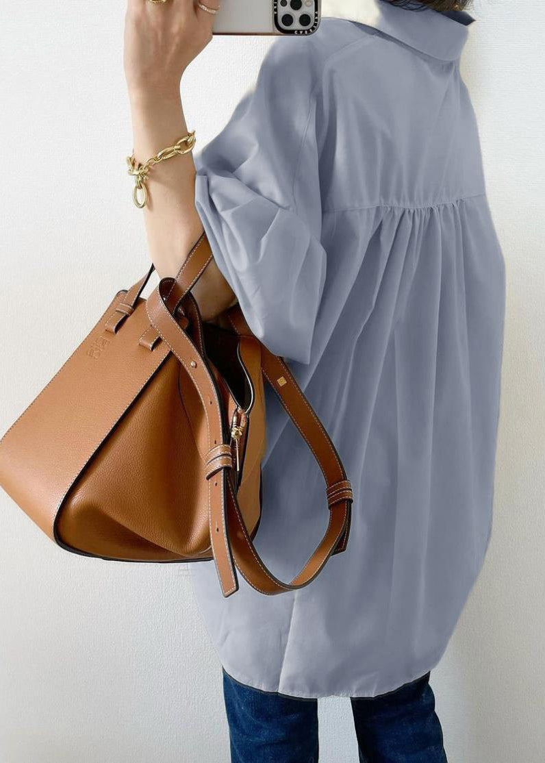 Classic Vintage Shirt with a Flattering Fit