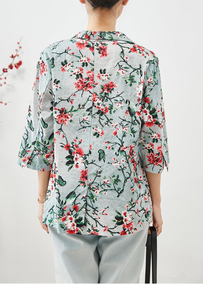 Elegantly Styled Coat for Everyday Wear